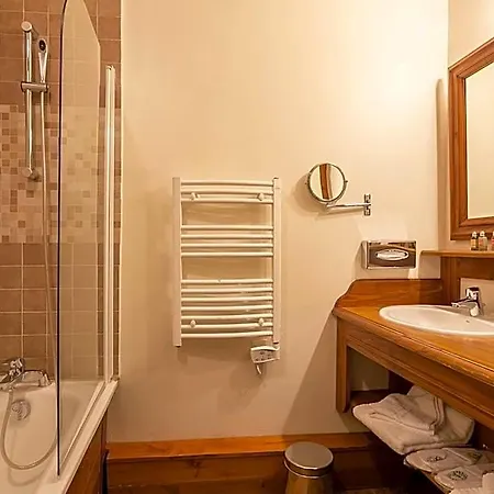 Kandahar Hotell 3*
